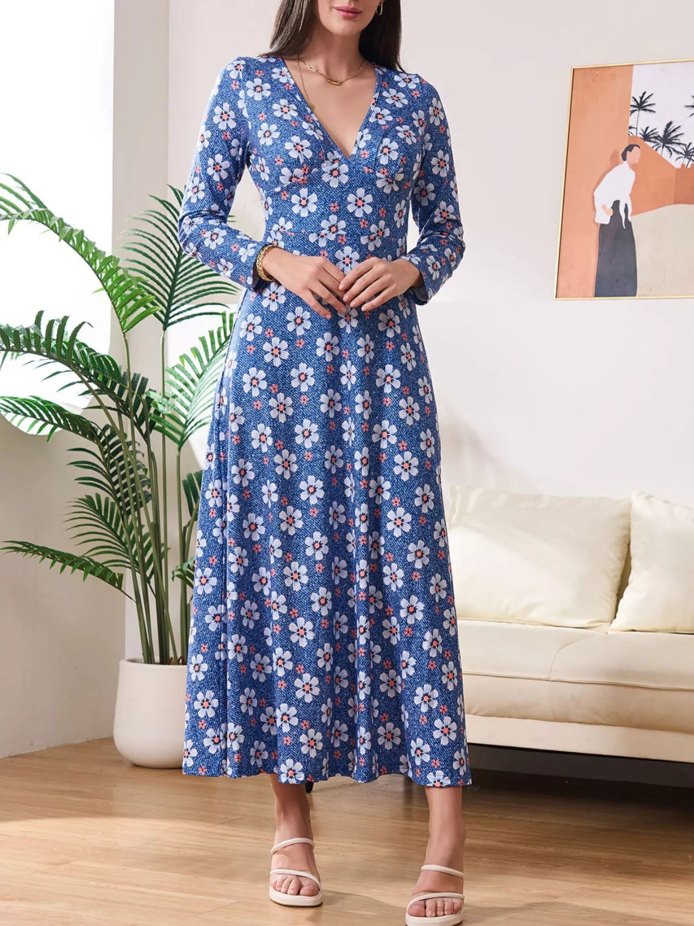 Floral Print V-Neck Long Sleeve Midi Dress