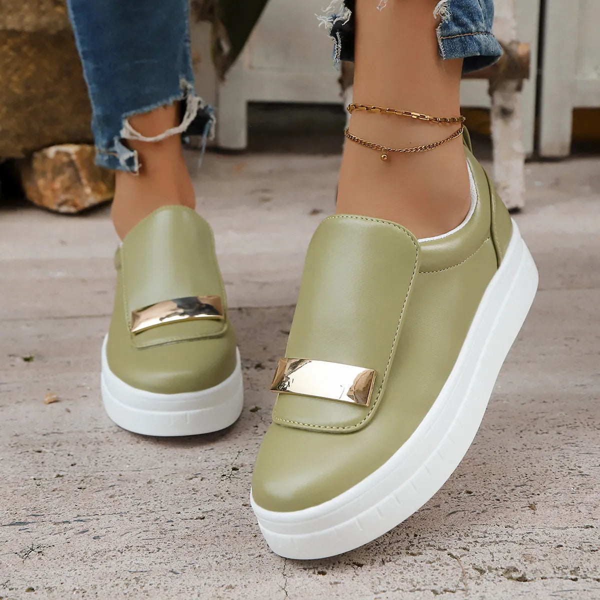 Round Toe Platform Loafers