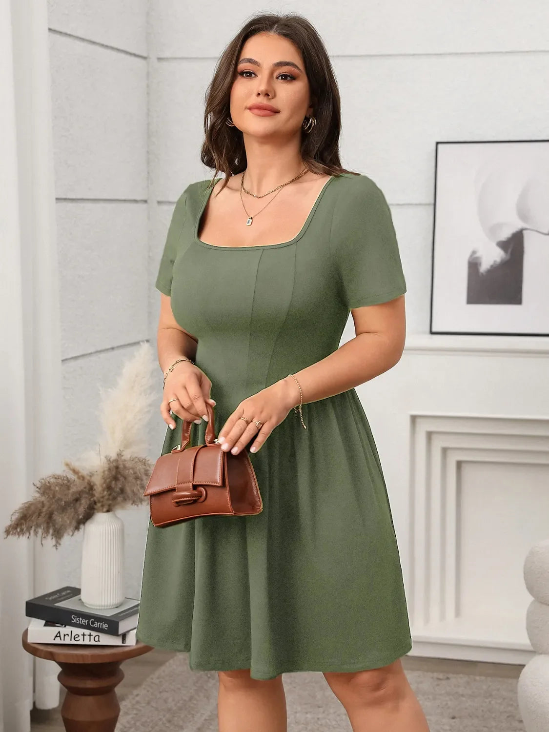 Plus Size Square Neck Short Sleeve Mini Dress