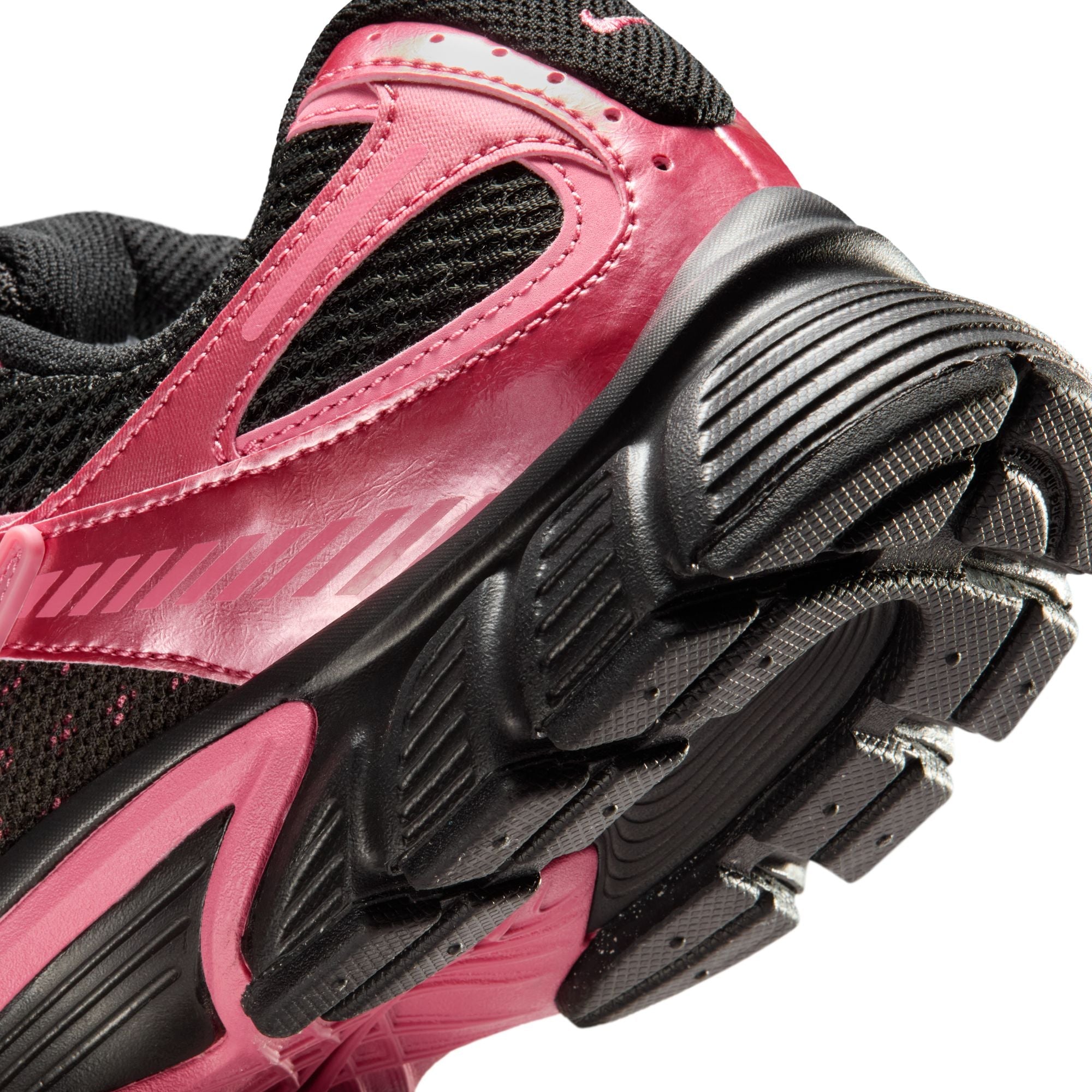 Nike Womens V5 Runner - Black/Peony