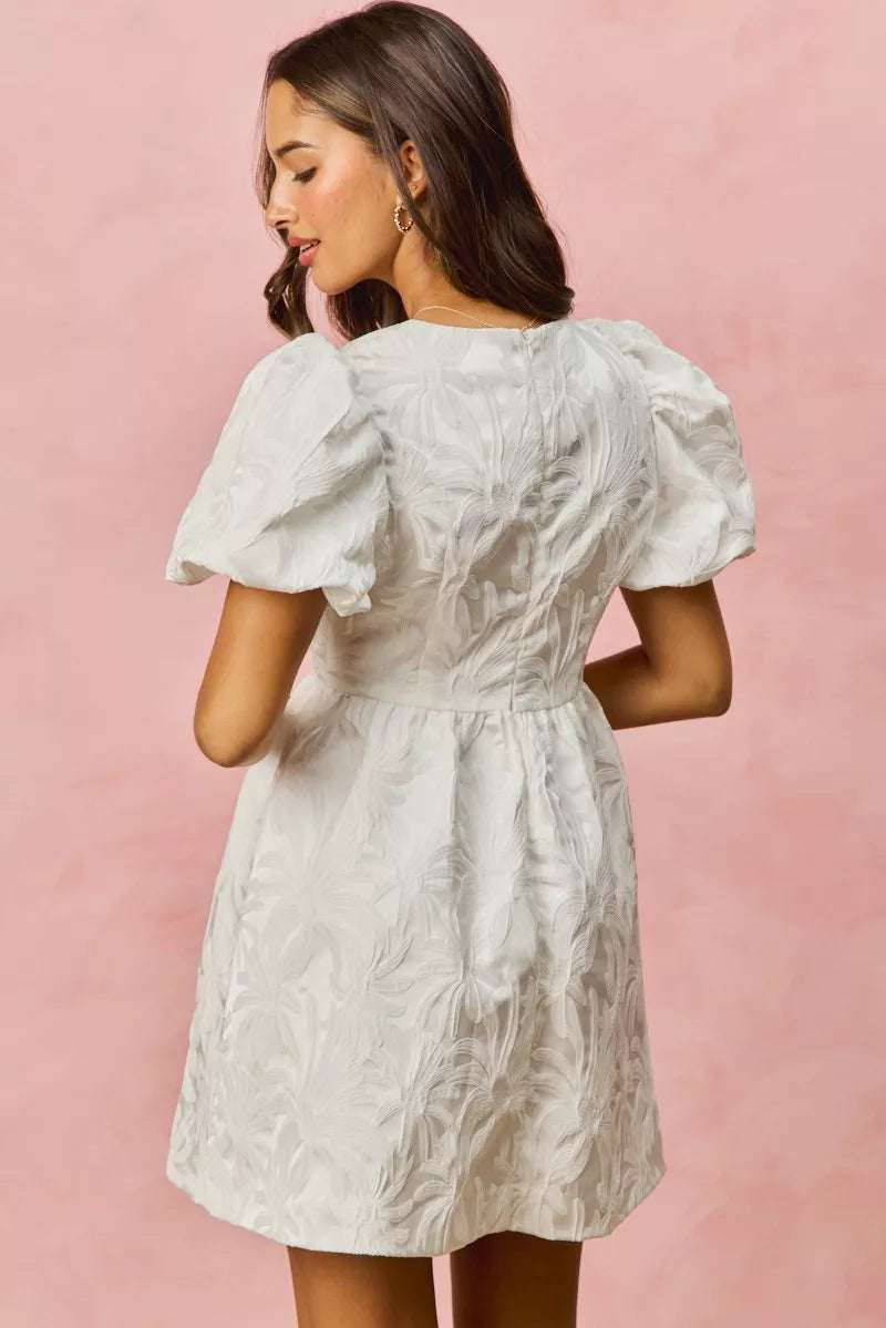 SO ME Floral Jacquard Bubble Shorts Sleeves Mini Dress