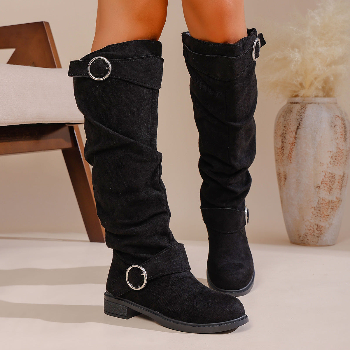 Pleated Flat-Bottom Western Cowboy Boots with Belt Buckle