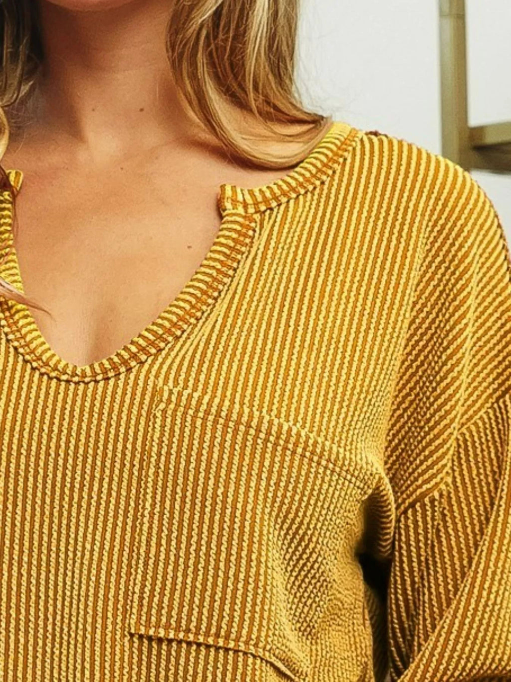 BiBi Wavy Two Tone Rib Notch Neck Patch Pocket Top