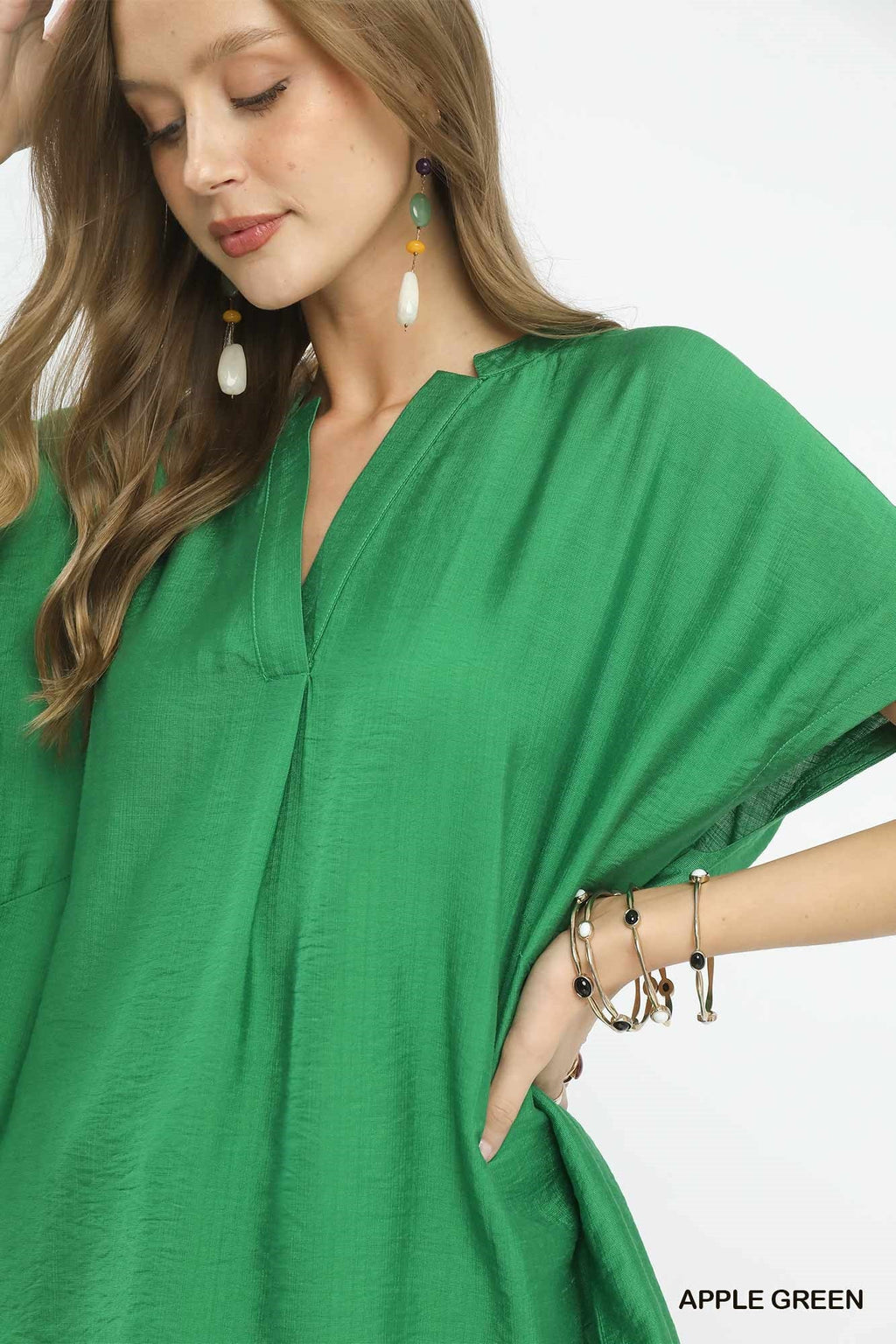 Umgee Flowy V-Neck Short Sleeve Blouse