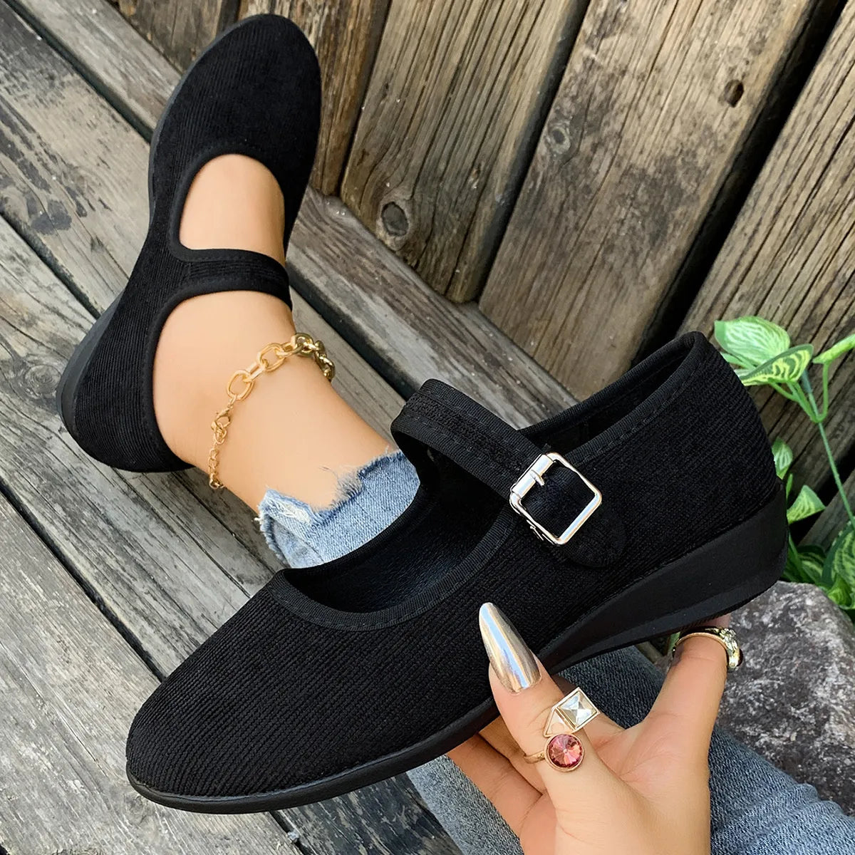 Round Toe Mesh Slip-Ons