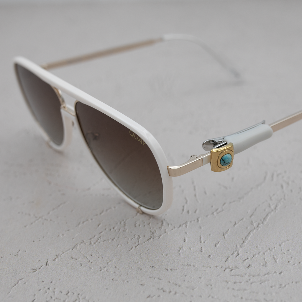ALTACHÉ Turquoise "Squared" Eyewear Charm (Includes Black/Brown Sleeves)